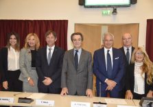 Milano, al Teatro alla Scala la consegna dei premi  ‘Lombardia è Ricerca’ della Regione