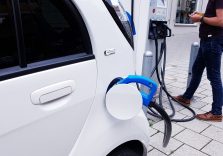 Convegno Anaci, gli amministratori si impegnano per un progetto pilota con Regione e Comune di Milano per ricarica auto elettriche