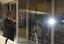 Milano, collegamento via luce tra Regione e Consiglio regionale lombardo