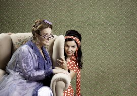 “Non sparate sulla mamma” di Carlo Terron in scena al Teatro San Babila di Milano