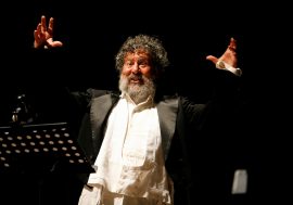 Milano, sul palcoscenico del No’hma, Lello Arena racconta il più grande fallimento di un genio del cinema