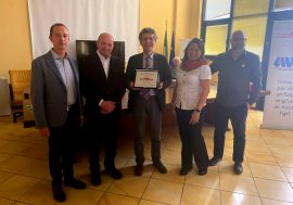“Obiettivo Sorriso”, BCC Milano dona un defibrillatore alle scuole di Bellinzago
