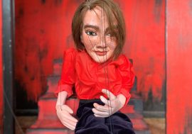 Milano, musica e marionette al Teatro No’hma riportano sulla scena Fabrizio De Andrè in uno spettacolo “altro”