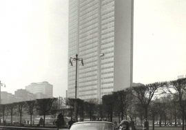 Milano, il Pirellone compie 60 anni. Una mostra  racconta “Storie del Grattacielo”