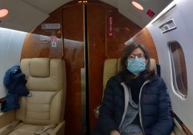 Con un volo privato di Regione Lombardia portata a Dallas Deborah Iori, affetta da una malattia rara