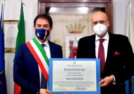 Attestato di merito dal Comune di Sesto al medico Claudio Russo: salvò un ragazzo con un trapianto di cuore  d’urgenza la notte di Natale