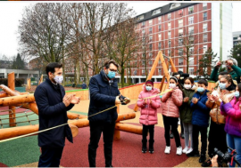 Milano, nuovo parco giochi inaugurato in piazza Paci
