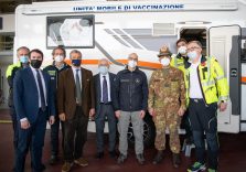Campagna vaccinazione, Anci Lombardia mette a disposizione un centro vaccinale mobile a sostegno di over 80 e fragili