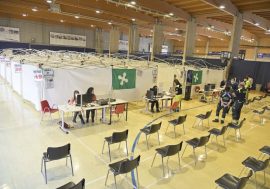Bergamo, il governatore Fontana visita gli hub vaccinali della zona pronti per la campagna massiva