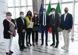 Premio Rosa Camuna ad Adele Patrini: una vita spesa per la prevenzione del tumore al seno