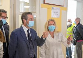Il governatore Fontana inaugura il centro vaccinale Auser di Voghera