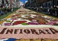 Milano, i maestri infioratori di Noto per la prima edizione della “Semina-L’infiorata di via della Spiga”