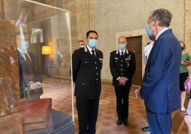 Carabinieri restituiscono alla Francia antichi tomi rubati a Provins nel 1987