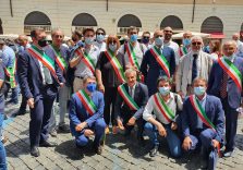 Roma, sindaci in piazza per chiedere maggiore dignità