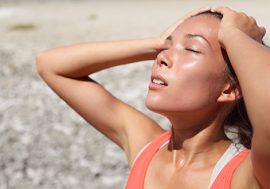 Estate al mare, caldo e mestruazioni: i consigli della ginecologa