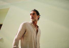 Sergio Múñiz protagonista al Teatro No’hma di Milano con ‘L’Onda che verrà’