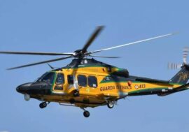 Modena,  le peculiarità operative dell’elicottero AW 169 della Gdf illustrate al prefetto con un volo sulla provincia