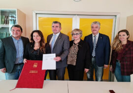 Regione Lombardia, sottoscrizione tra Comune di Cermenate e Peba onlus per abbattimento barriere architettoniche