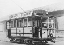 Le antiche pubblicità del panettone Baj sul tram 91 di Milano in mostra alla Fondazione Atm