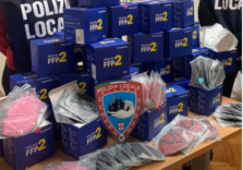 Milano, sequestrate in via Dagna dalla Polizia locale 1050 mascherine FFP2 vendute abusivamente