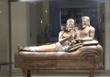 Roma, presentato il progetto Monalisa che consentirà alla coppia più famosa di continuare ad abbracciarsi per l’eternità