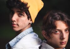 Milano, al San Babila in scena “Nascondino” quando il teatro diventa pedagogico