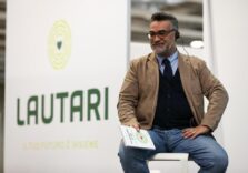 Giuseppe Spatola racconta le storie di indipendenza degli ospiti della comunità Lautari