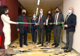 Milano, inaugurata a Palazzo Pirelli la mostra di Enzo Salanitro con 22 ritratti di vittime innocenti di mafia