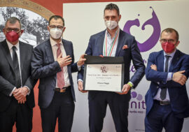 Vinitaly, il premio ‘Angelo Betti’ per la Lombardia assegnato al viticoltore dell’Oltrepò pavese Marco Maggi