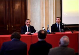 Milano, Shevchenko e il sindaco Sala presentano il progetto ‘Insieme per l’Ucraina’ per aiutare i profughi