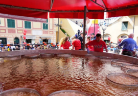 Torna la Sagra del Pesce a Camogli con 30 quintali di specialità varie e una padella da guinness