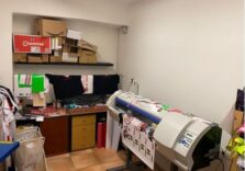 Scudetto Milan, magliette contraffatte sequestrate dalla Polizia locale che chiude stamperia clandestina a Niguarda