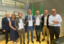 Finanziare la formazione degli operatori, riconoscere la figura del soccorritore e potenziare i dispositivi di video sicurezza nelle sedi e sui mezzi