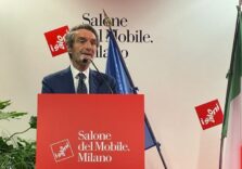 Inaugurazione Salone del Mobile, il governatore Fontana mette in evidenza l’esaltazione del saper fare lombardo