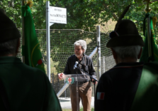 Milano ricorda Walter Bonatti dedicandogli un sentiero al Parco Lambro