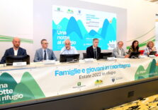 Consiglio regionale lombardo, presentato il progetto “Famiglie e giovani in montagna: estate 2022 in rifugio”