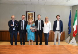 Fondazione Nadia Toffa, raccolti 183 mila euro per acquistare ecografo e neuronavigatore per la chirurgia oncologica degli Spedali Civili di Brescia