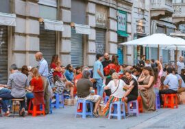 Yesmilano, la città accoglie i visitatori stranieri ad agosto con una campagna dedicata ai quartieri