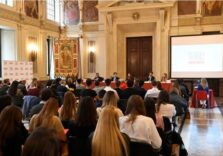 Milano, presentato il ‘Welcome Kit Universitario’ con sconti e agevolazioni per le matricole che arrivano in città