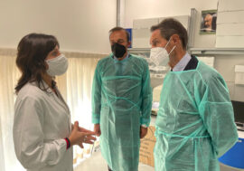 Innovazione, il governatore lombardo Fontana in visita al Laboratorio Molecolare di Calcinate: progetto pilota da estendere in tutta Italia