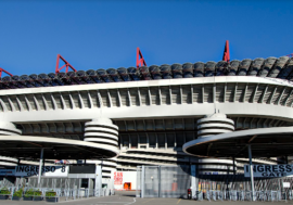 L’Uefa attende la ristrutturazione dello stadio Meazza di Milano per assegnare la finale di Champions League del 2027