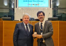 Il Premio Stelle d’Europa Carle assegnato al Consiglio regionale lombardo per i “Viaggi della Memoria”
