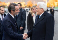 Il presidente Mattarella a Bergamo all’Assemblea Anci accolto dal governatore lombardo Fontana