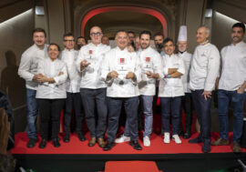 Milano, il premio “Happy Natale Happy Panettone 2022” assegnato al pasticciere Salvatore De Riso