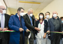 Il governatore lombardo Attilio Fontana inaugura a Oglio Po nuovo Day Hospital Oncologico