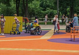 Disabilità in Lombardia, domani apre il bando per realizzare parchi gioco inclusivi