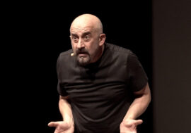 ‘Vegeta è morto e l’ho ucciso io’, il doppiatore Gianluca Iacono protagonista al Teatro Martinitt di Milano