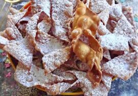 Il Carnevale ambrosiano torna protagonista: la vendita di chiacchiere e tortelli cresce del 15%. Bene anche coriandoli, maschere e stelle filanti