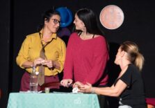 Roma, al Teatro Garbatella Alessandro Gravano porta in scena ‘Siamo matte mica sceme!’
