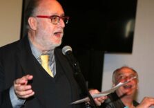 Edoardo Raspelli canta a Sanremo